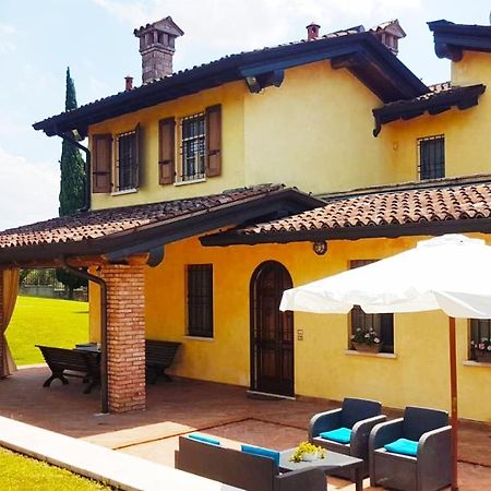 Casa Vacanze Soleluna Montichiari Buitenkant foto