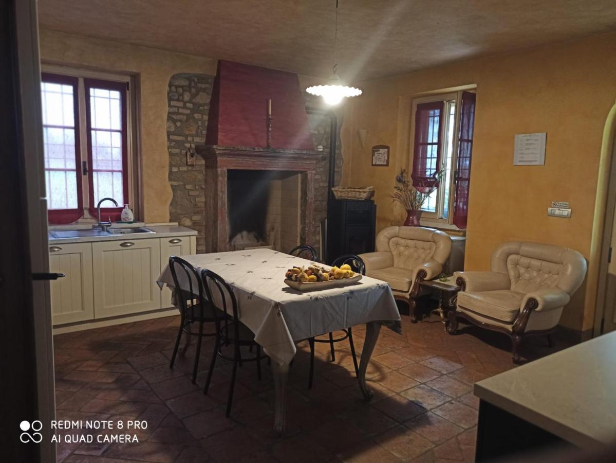 Casa Vacanze Soleluna Montichiari Buitenkant foto
