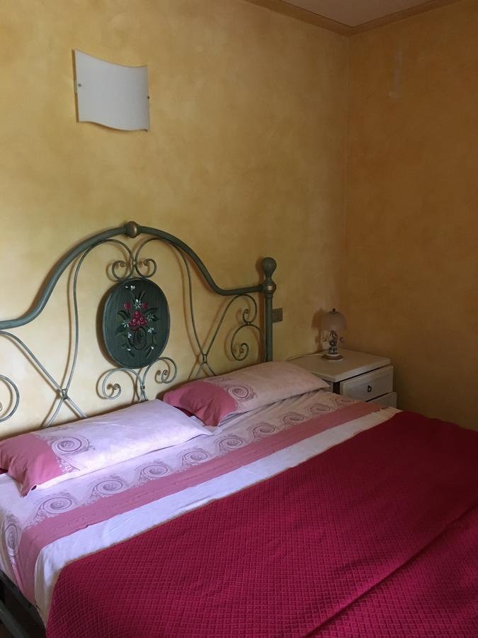 Casa Vacanze Soleluna Montichiari Buitenkant foto